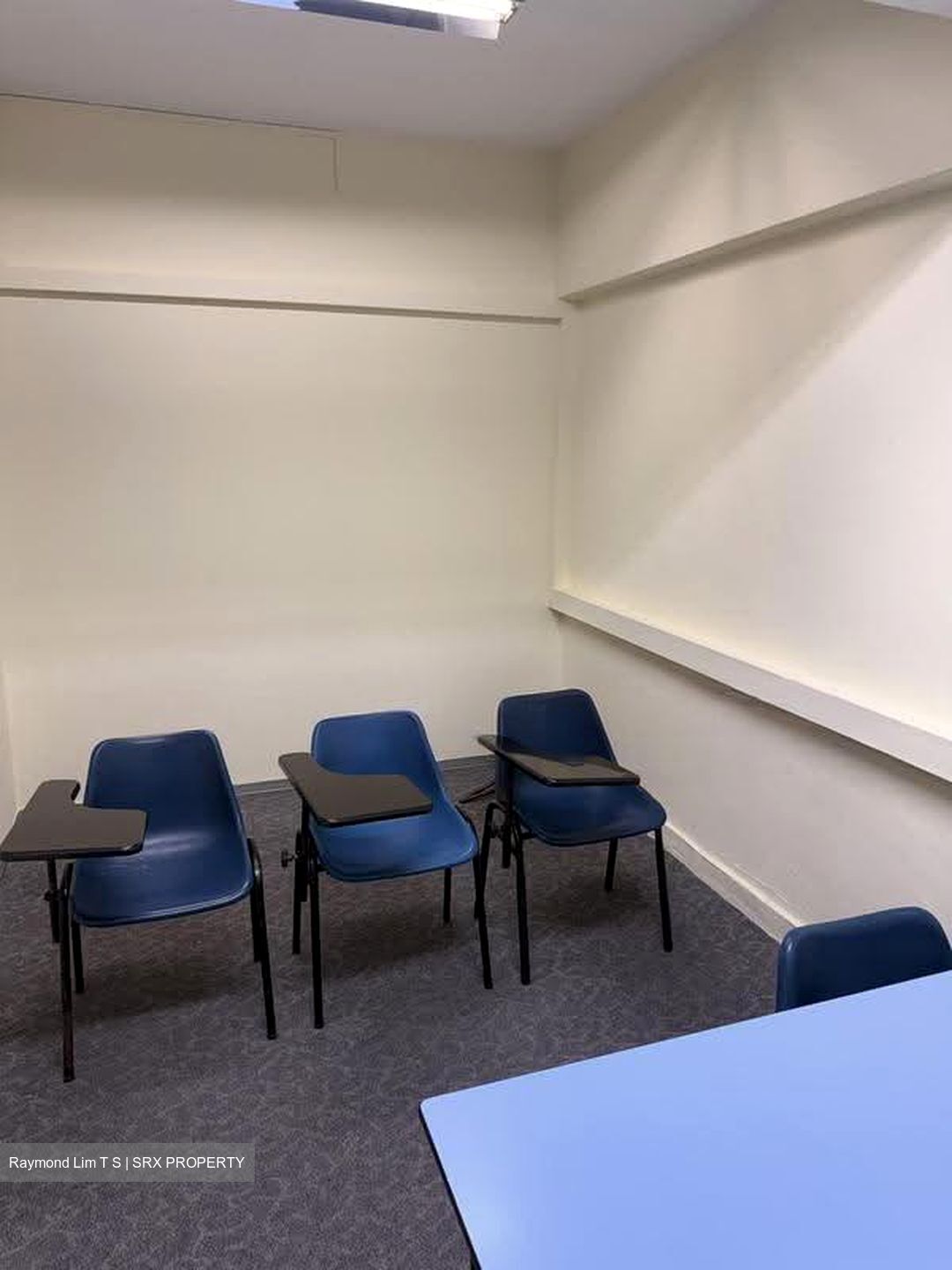 Hong Kah Point (D22), Retail #636299361